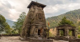 इटली की पीसा मीनार जैसा तिरछा है उत्तराखंड का यह 1200 साल पुराना मंदिर! एक ही रात में निर्माण का रहस्य कर देगा हैरान