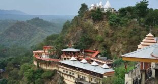 देवभूमि में आस्था का सैलाब: हिमाचल के 36 मंदिरों में आया ₹420 करोड़ का चढ़ावा, विधानसभा में सरकार ने बताया कहां खर्च हुई पाई पाई