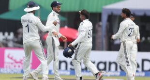 IND vs SL Playing 11: गॉल में शानदार जीत के बावजूद बदलेगी टीम इंडिया की प्लेइंग 11? जानिए किन 2 खिलाड़ियों को मौका दे सकते हैं शुभमन गिल