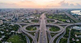 Lucknow Kanpur Expressway Expansion: लखनऊ कानपुर एक्सप्रेसवे को लेकर बड़ा अपडेट! अब 6 नहीं 10 लेन में होगा विस्तार, यूपी के दो बड़े औद्योगिक शहरों के बीच सिर्फ 35 मिनट में पूरा होगा सफर
