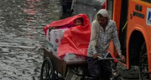 UP Weather Alert: यूपी में एक्टिव हुआ मानसून! अगले 5 दिनों तक पूर्व से पश्चिम तक भारी बारिश का अलर्ट, संभल में सबसे ज्यादा पानी बरसा