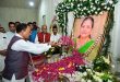 उप मुख्यमंत्री श्री केशव प्रसाद मौर्य ने श्रीमती सत्यवती मिश्र को दी भावभीनी श्रद्धांजलि