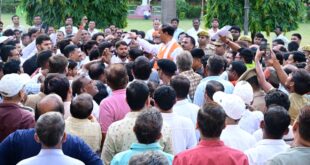 प्रयागराज में केशव मौर्य ने सुनी जनका समस्‍या, अधिकारियों को दिये कार्यवाही के निर्देश