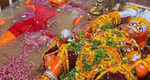 लंका विजय के बाद संगम तट पर क्यों लेटे थे हनुमान जी, जानिए प्रयागराज के इस दुनिया के इकलौते लेटे हुए हनुमान मंदिर का रहस्य