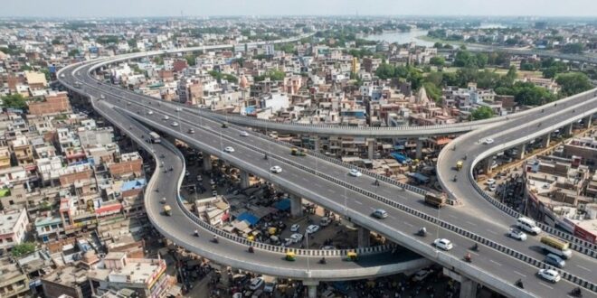 UP Expressway New Project: यूपी में एक और सिक्स लेन ग्रीनफील्ड हाईवे का सर्वे शुरू, पूर्वांचल और अयोध्या एक्सप्रेसवे से जुड़ेगा रूट