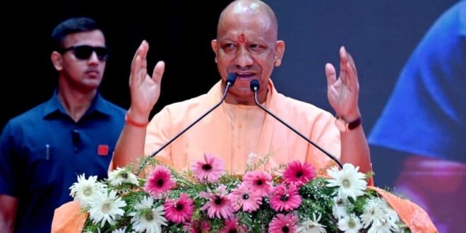 UP Outsource Employees Big Gift: यूपी के