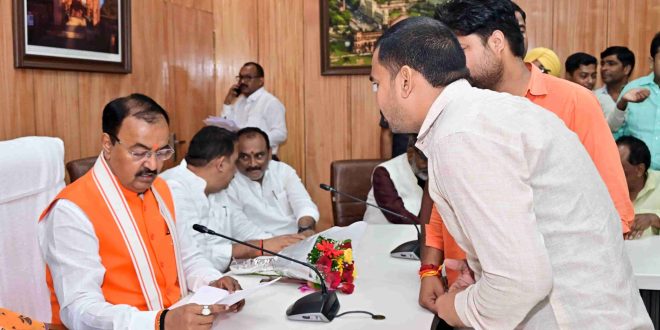 अंतिम पायदान पर खड़े व्यक्ति तक पहुंचे सरकारी योजनाओं का लाभ: उप मुख्यमंत्री