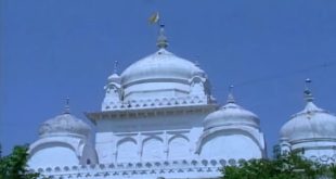 एक ही जगह पर मां नर्मदा और 13 अलौकिक शिवलिंग