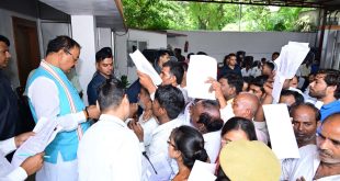 केशव प्रसाद मौर्य ने जनता दर्शन में कहा “हर समस्या को समाधान तक ले जाने का पूरा प्रयास करता हूं